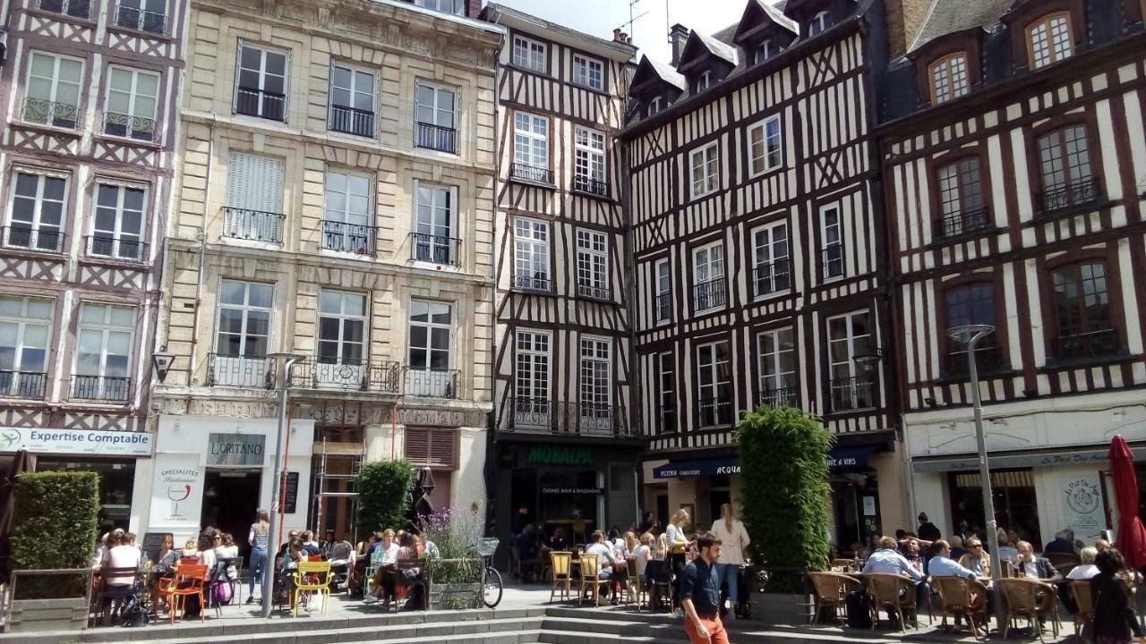 Between Historic Center And Quay, Ideal For Family ルーアン エクステリア 写真